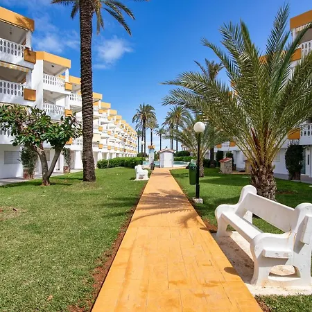 Holiday Beach Apartmán *